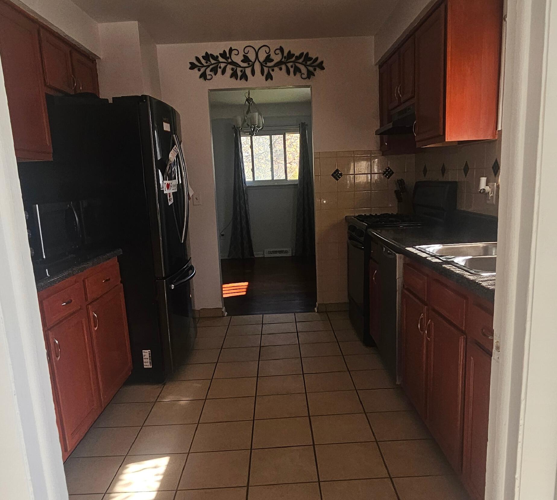 23100 Mapleridge Drive