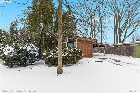 29766 Everett Street Southfield City MI 48076