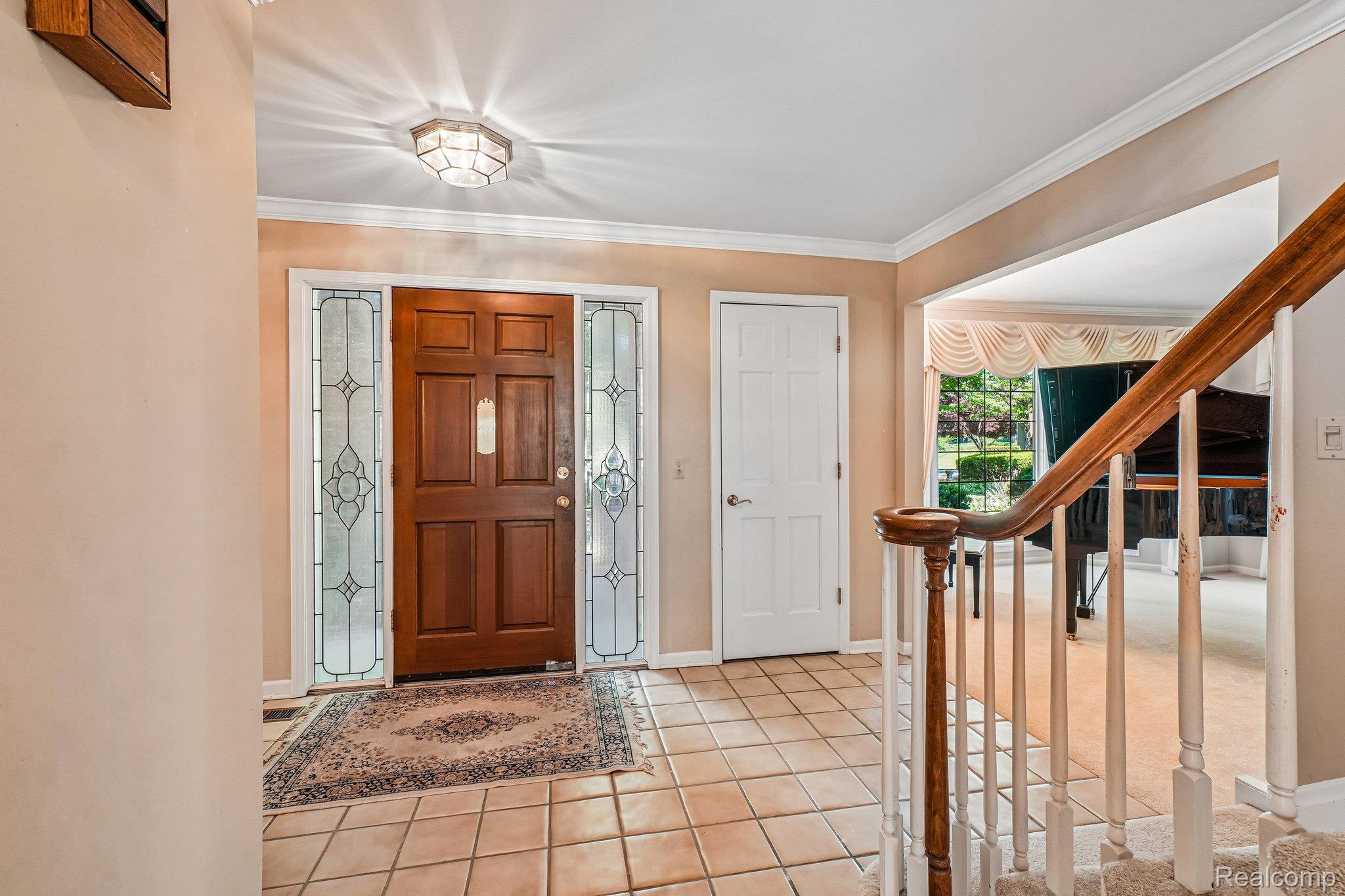 4523 Rivers Edge Drive
