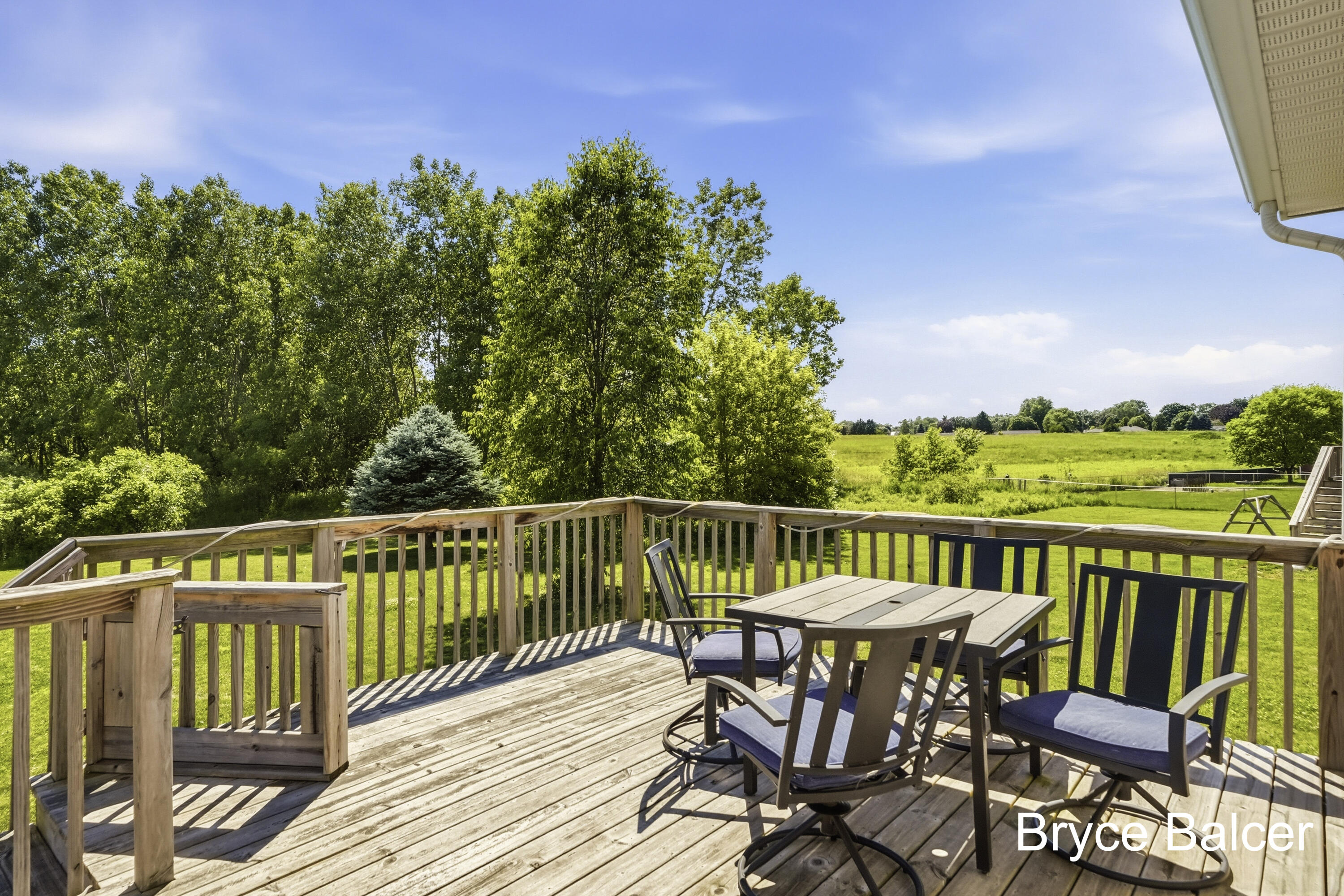 338 Vansen Drive