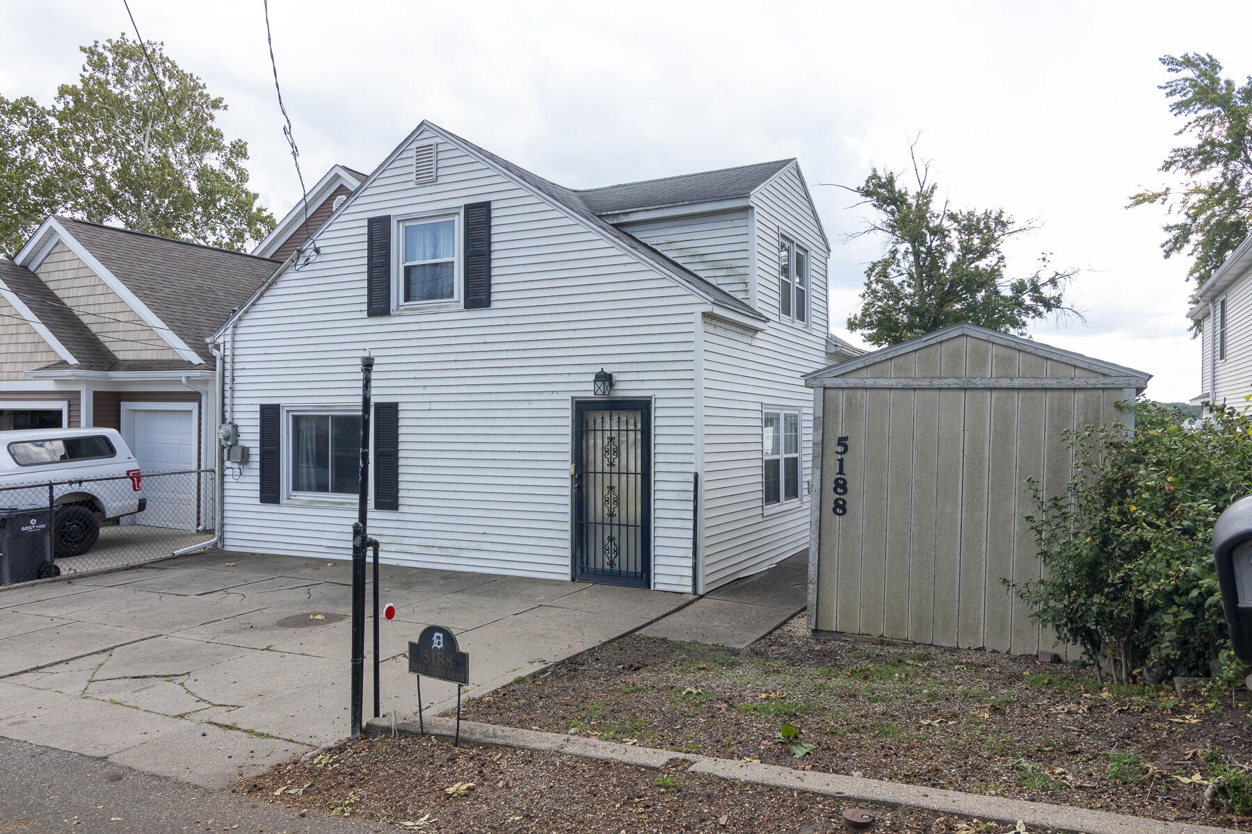 5188 Deep Point Drive