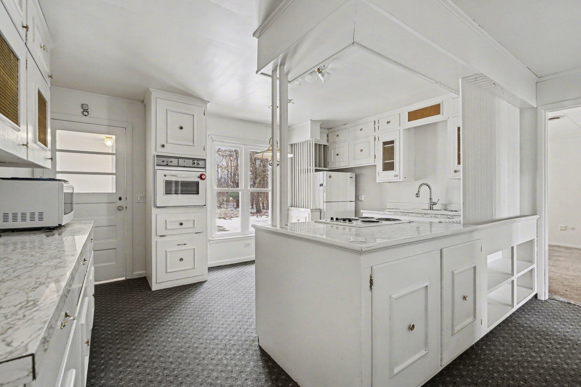 515 W Burr Oak Street