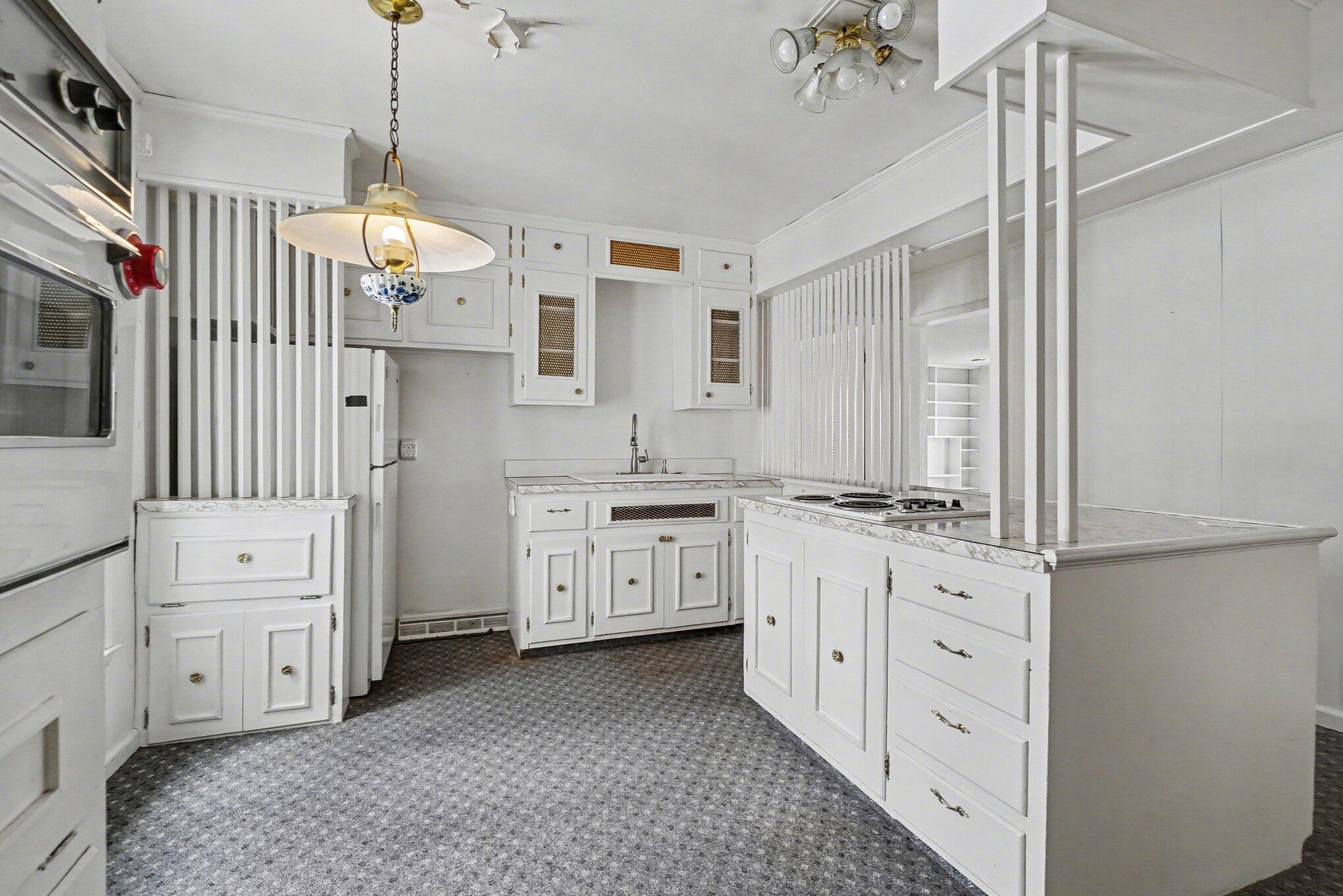 515 W Burr Oak Street