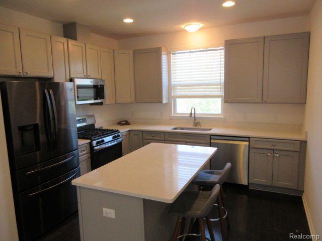 3147 CHAMBERS W
