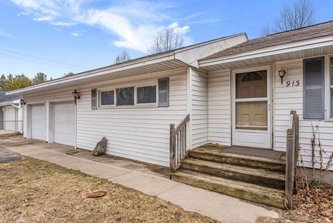 913 Fern Street Traverse City City MI 49686