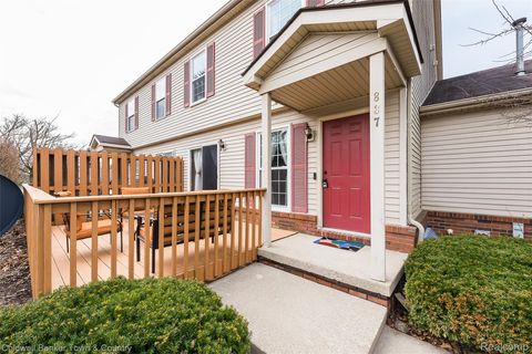 837 Oakwood Drive Howell City MI 48843