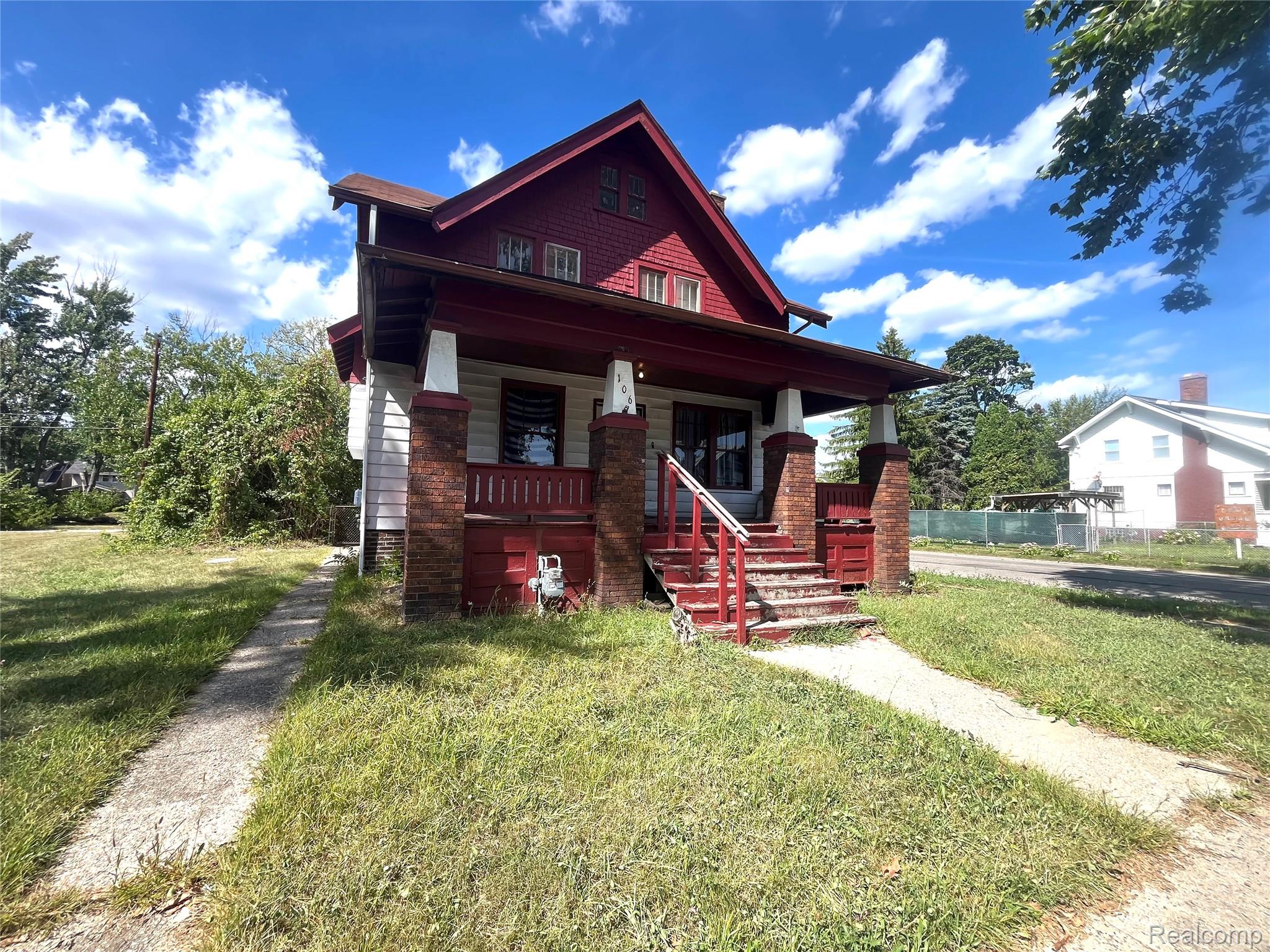 Highland Park City, Michigan 48203, United States, 5 Bedrooms Bedrooms, ,1 BathroomBathrooms,Residential,Active,202488