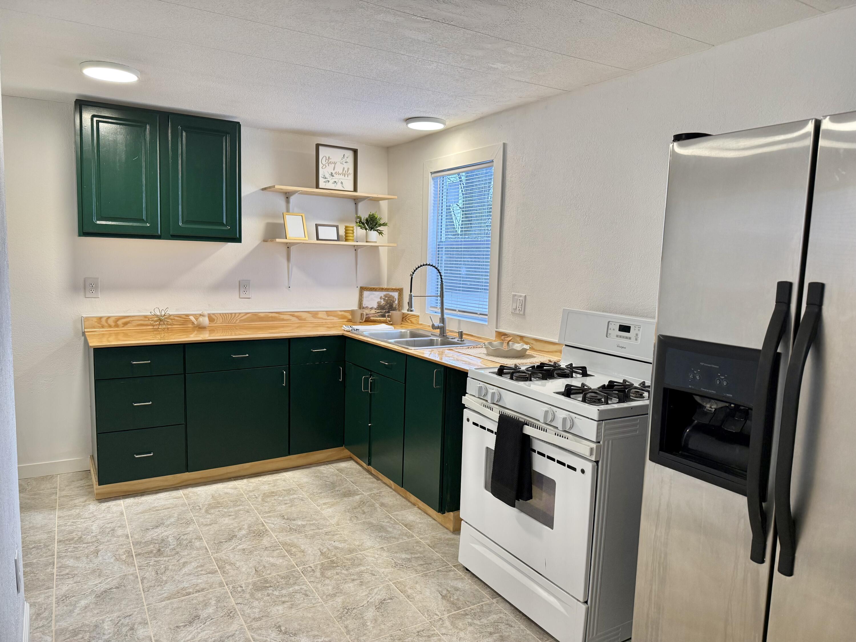 604 W John Beers Road 2L