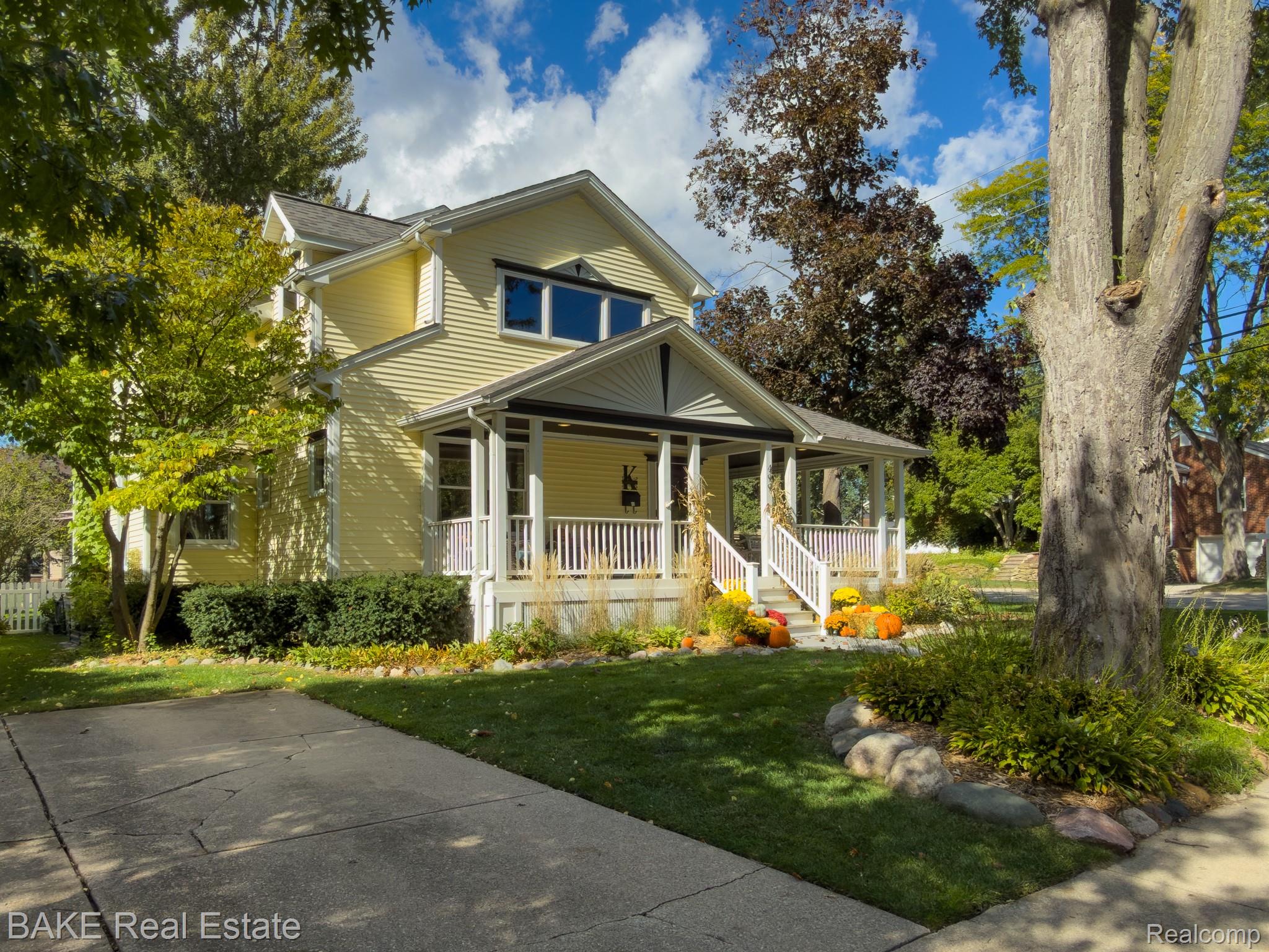 499 N Evergreen Street