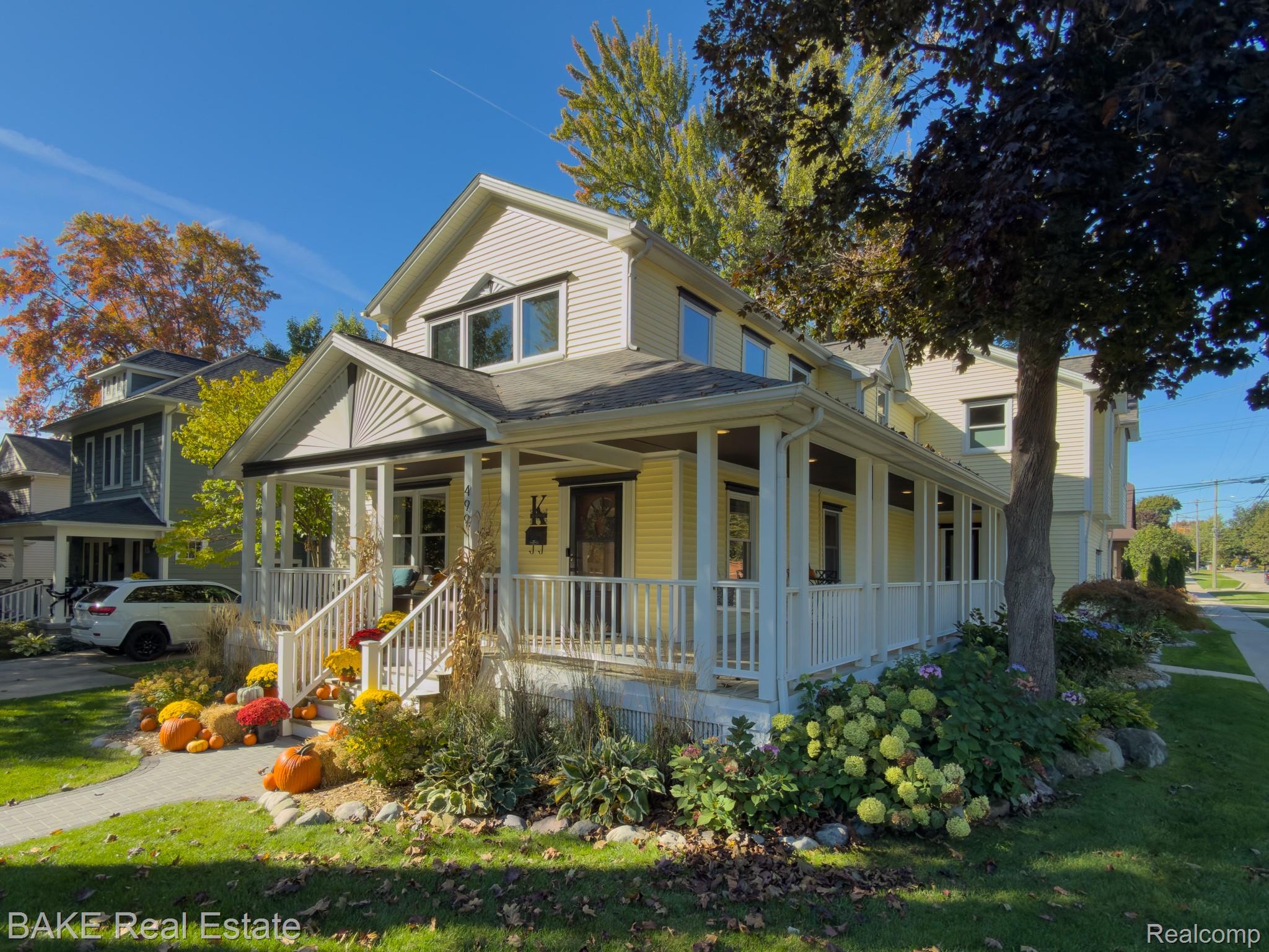 499 N Evergreen Street