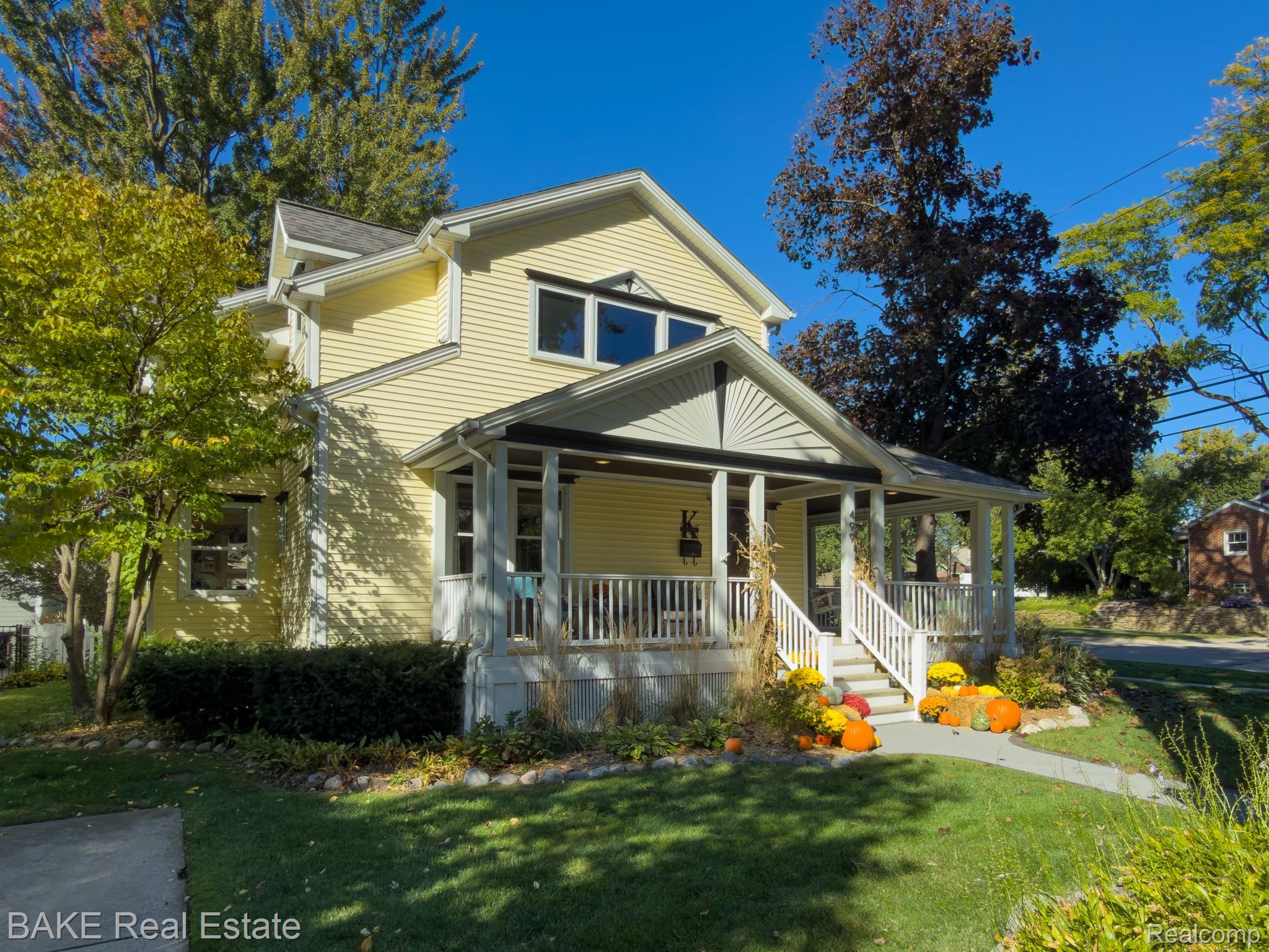 499 N Evergreen Street