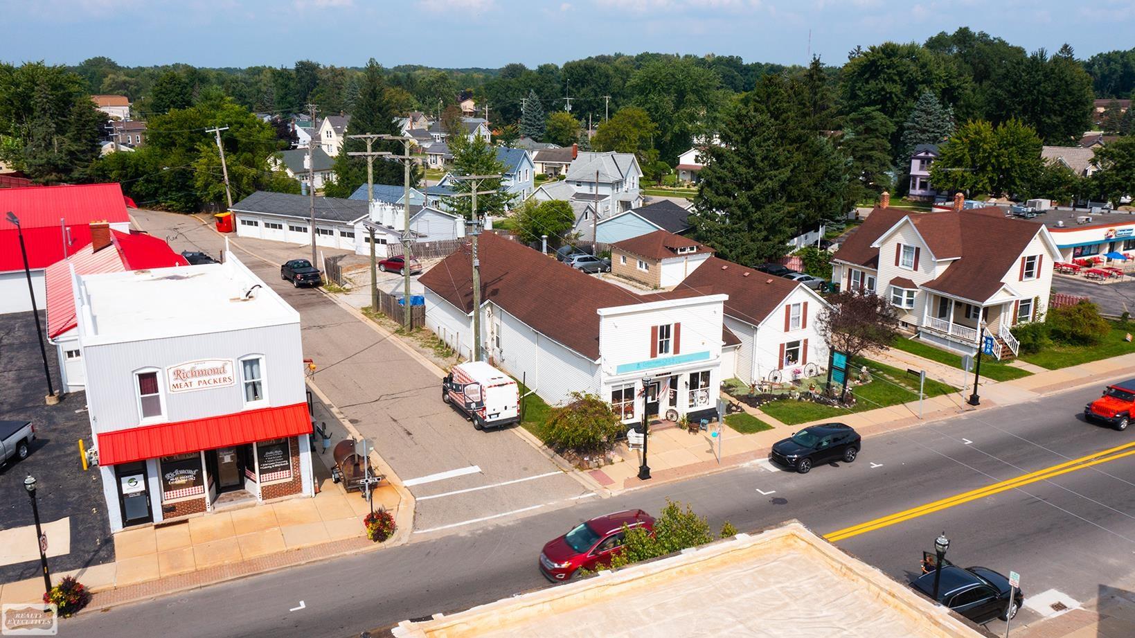 68104-68074-680 Main Street