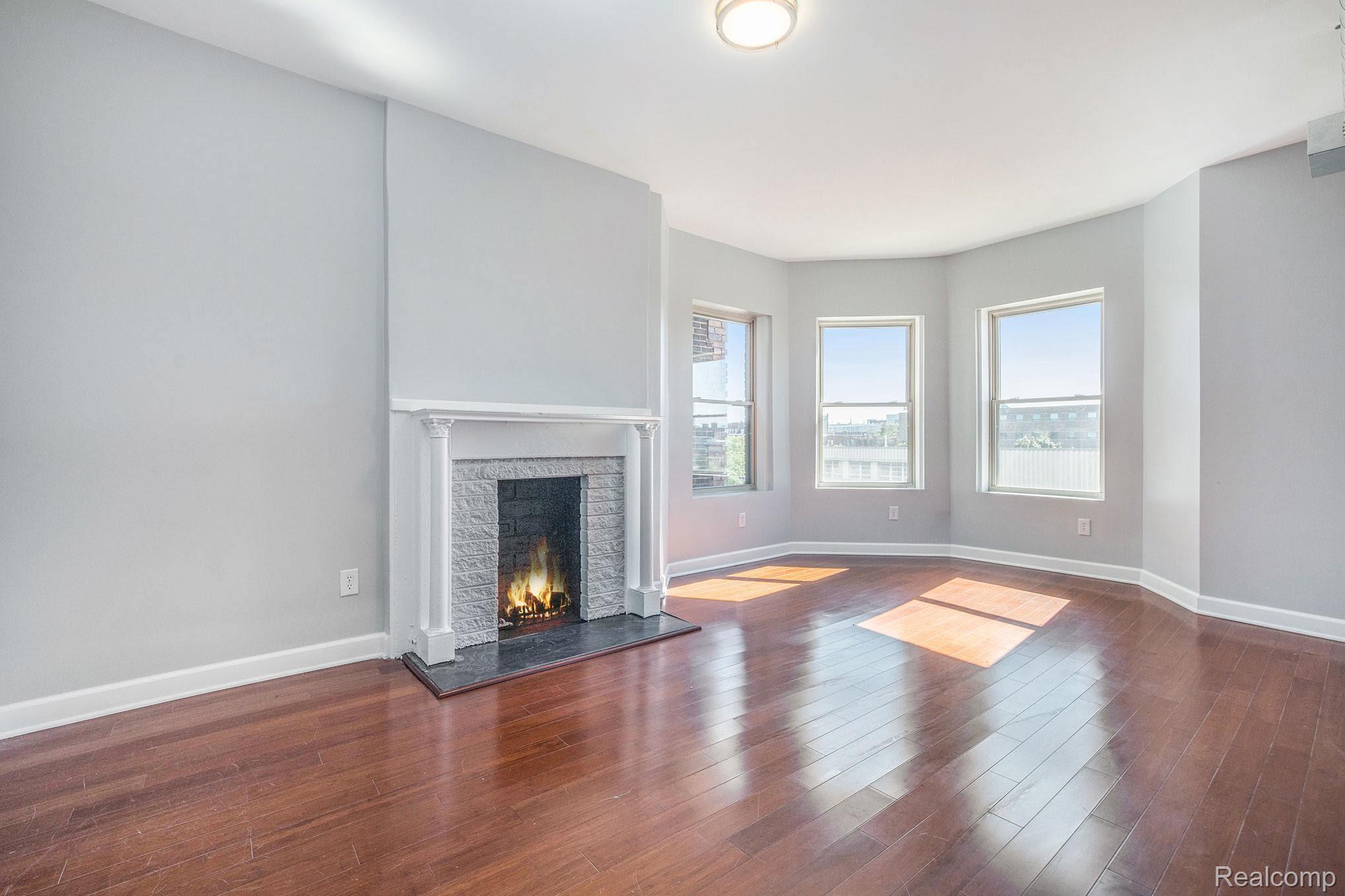 5764 Woodward Avenue