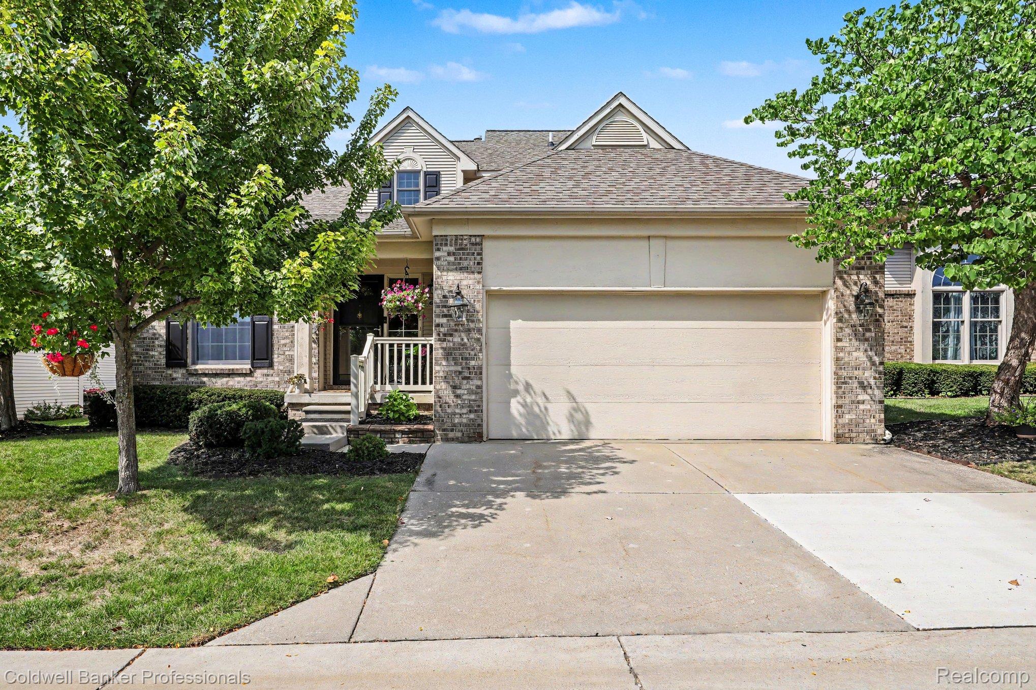 613 Rolling Hills Lane