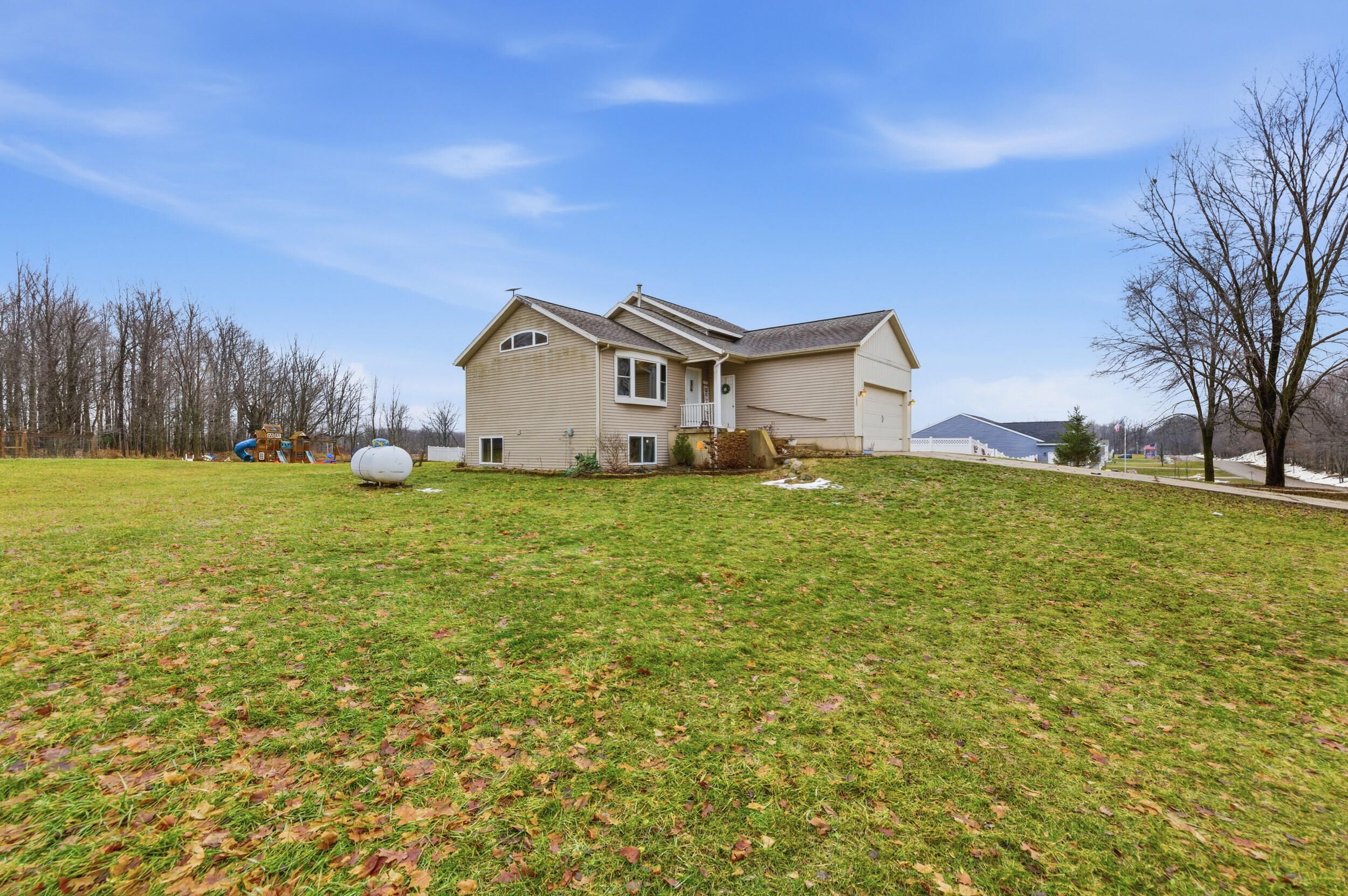 1083 Boncher Boulevard 25