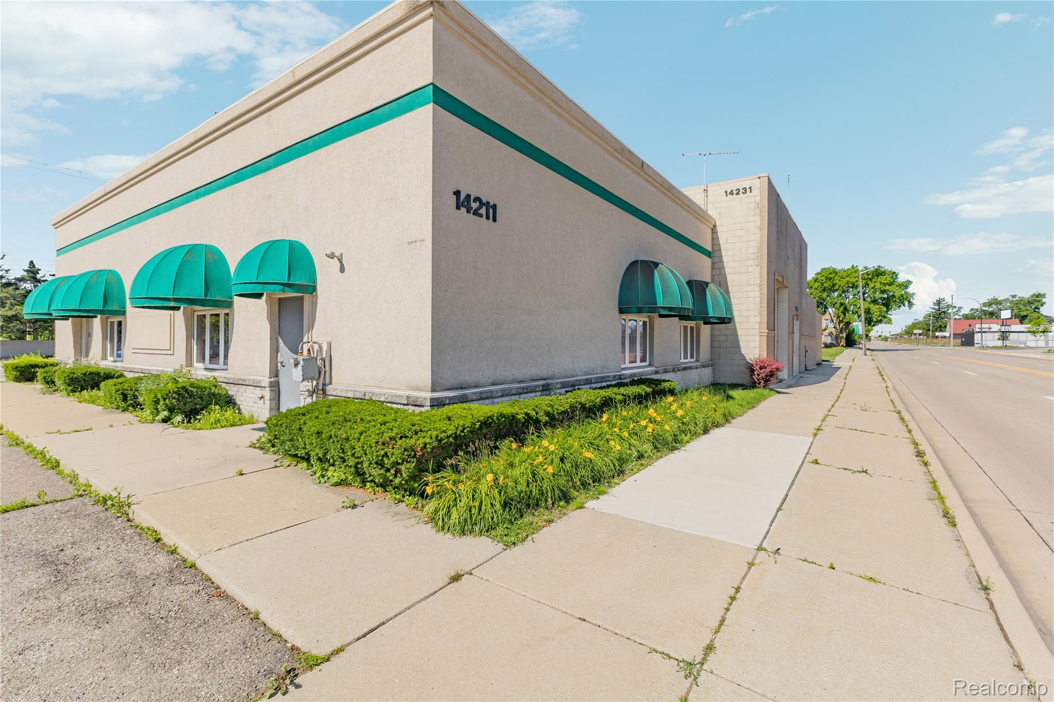 14211 W 11 MILE Road