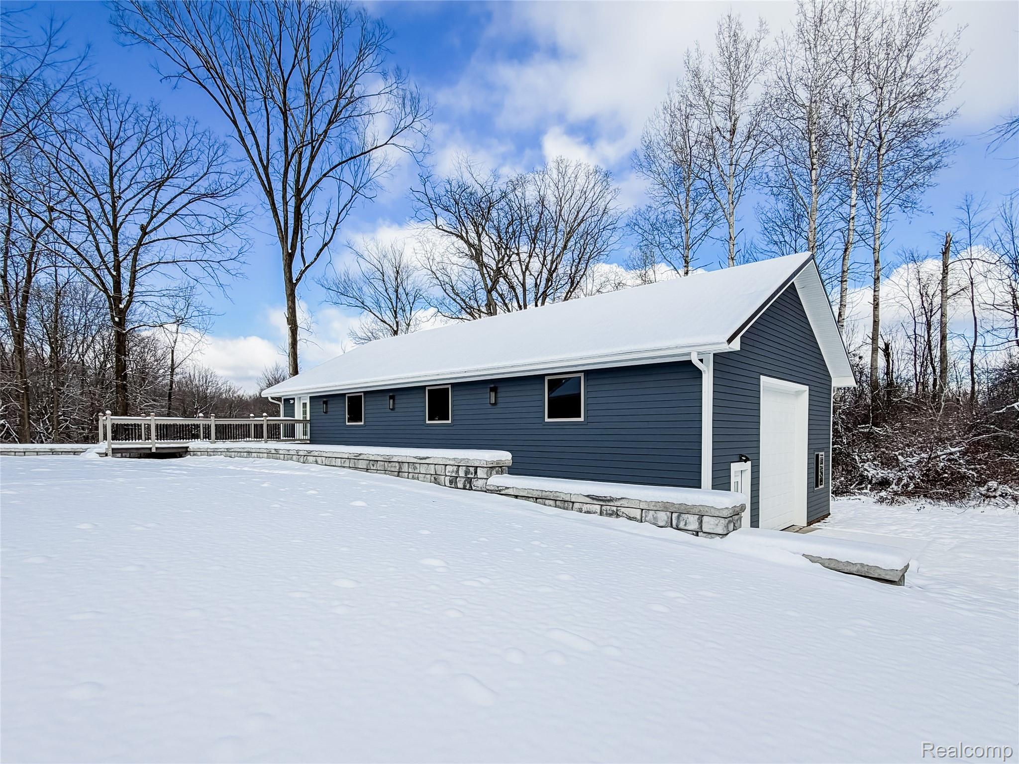 6441 Huron Creek Court