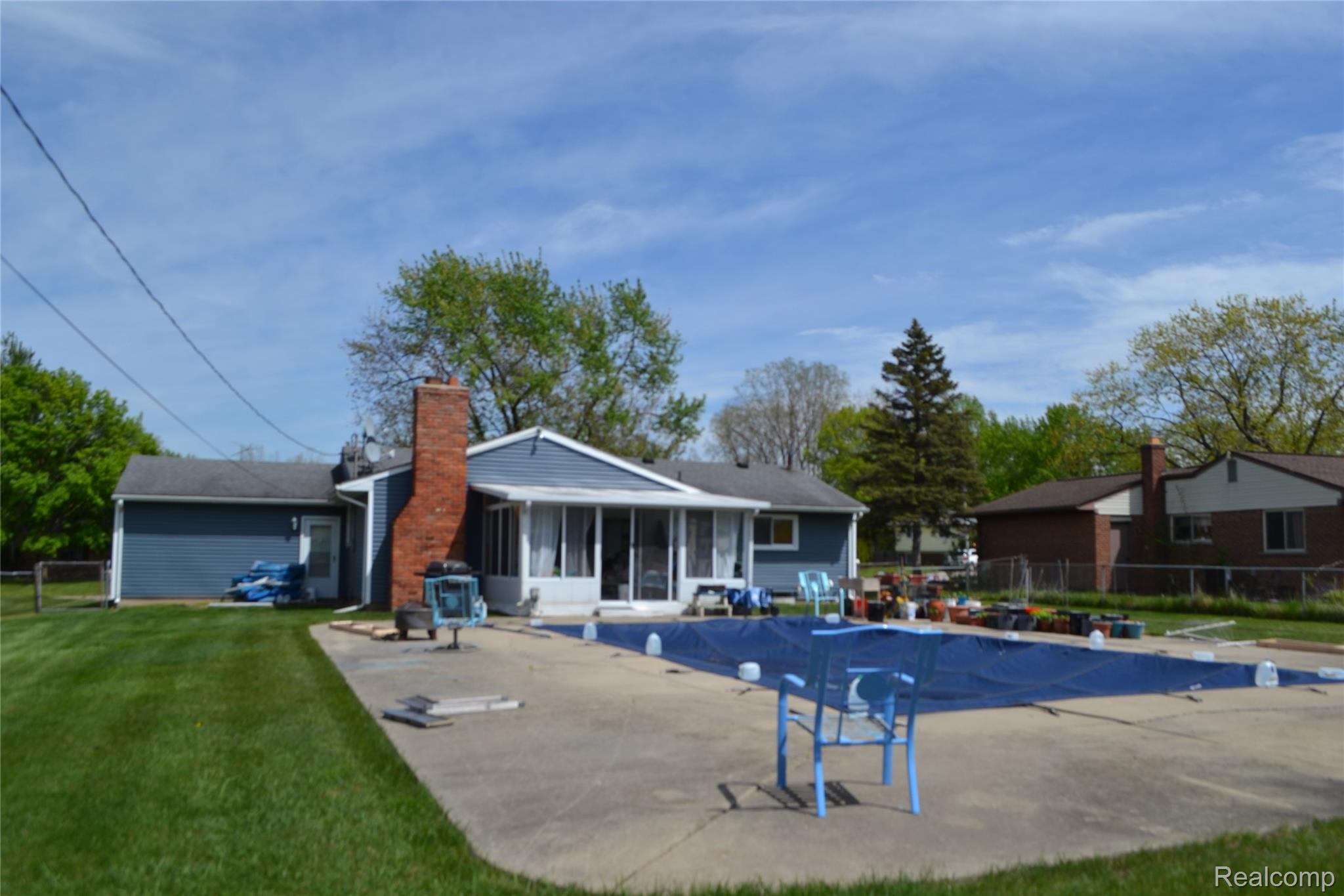 5448 FAIRVIEW Drive