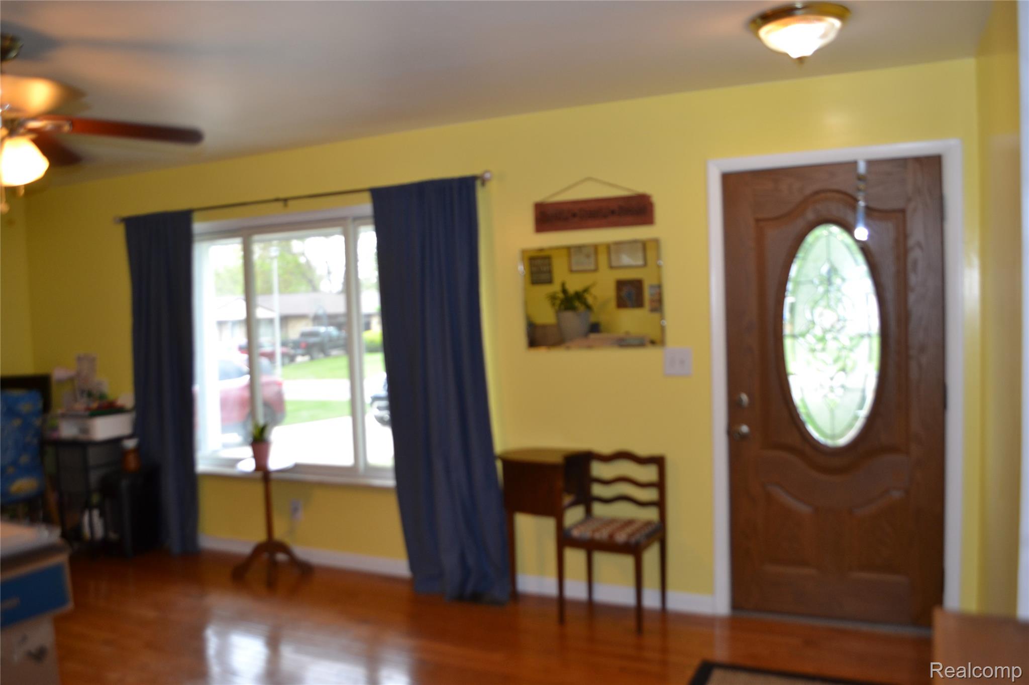 5448 FAIRVIEW Drive