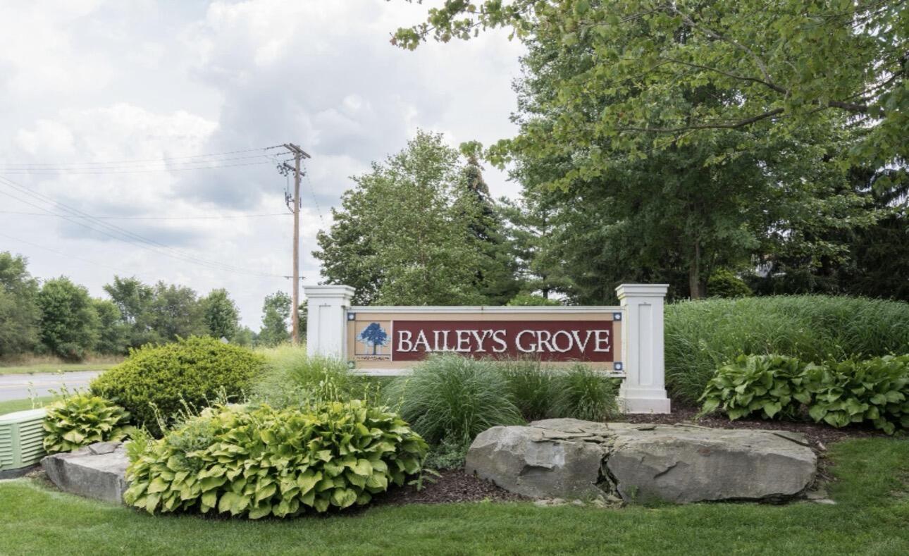 5912 Eaglechase Drive SE