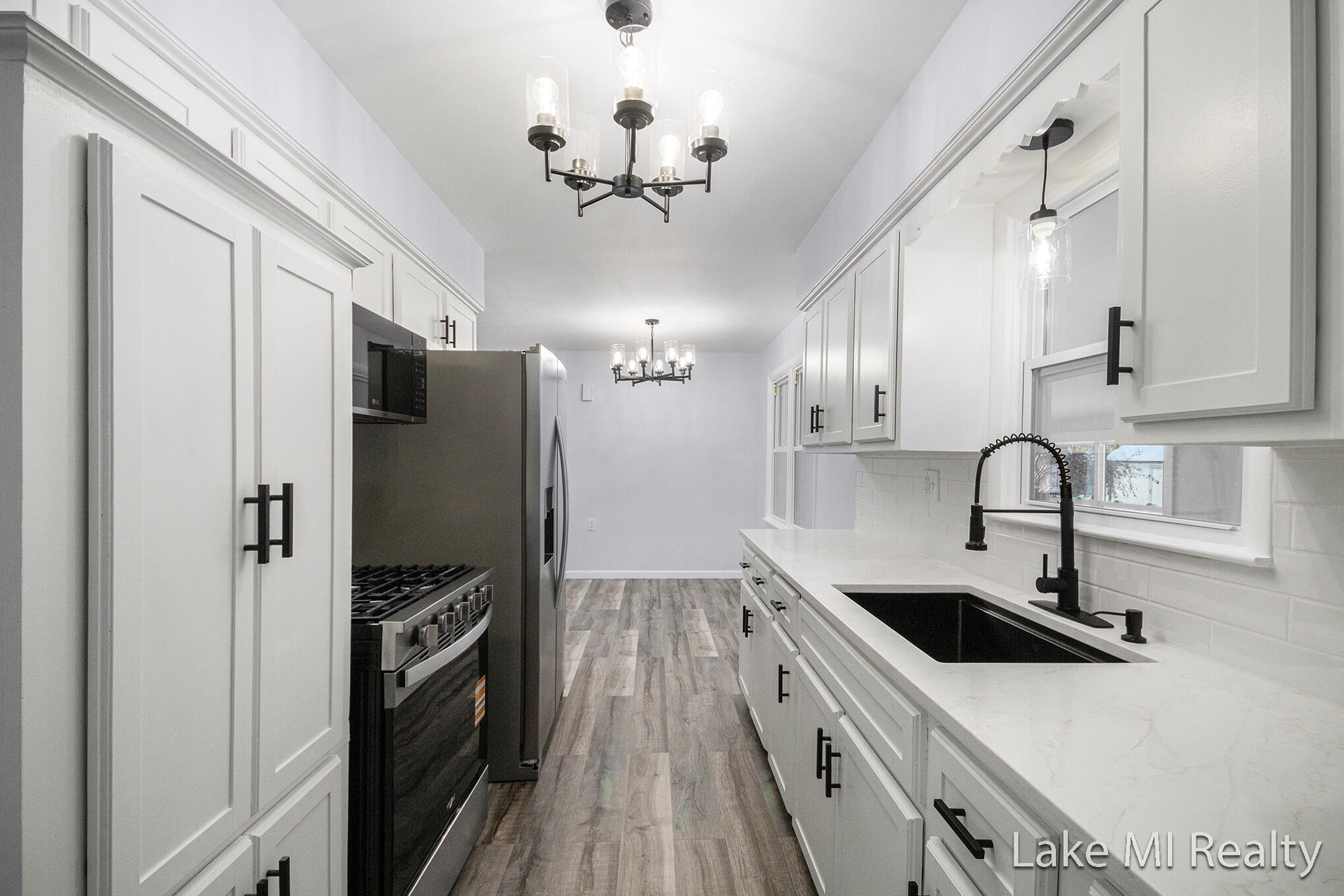 1241 S Marymark Drive