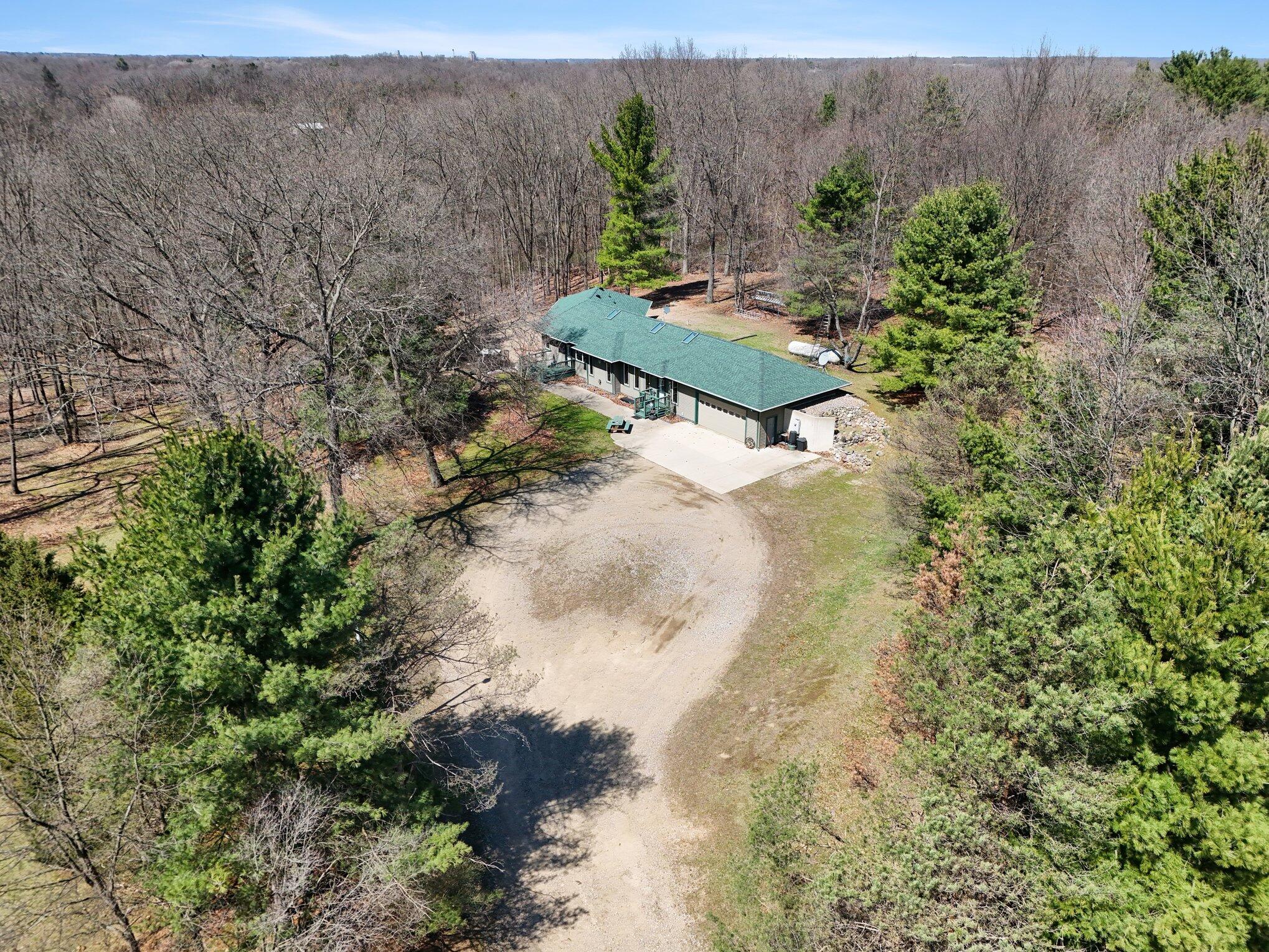 8362 E River Road