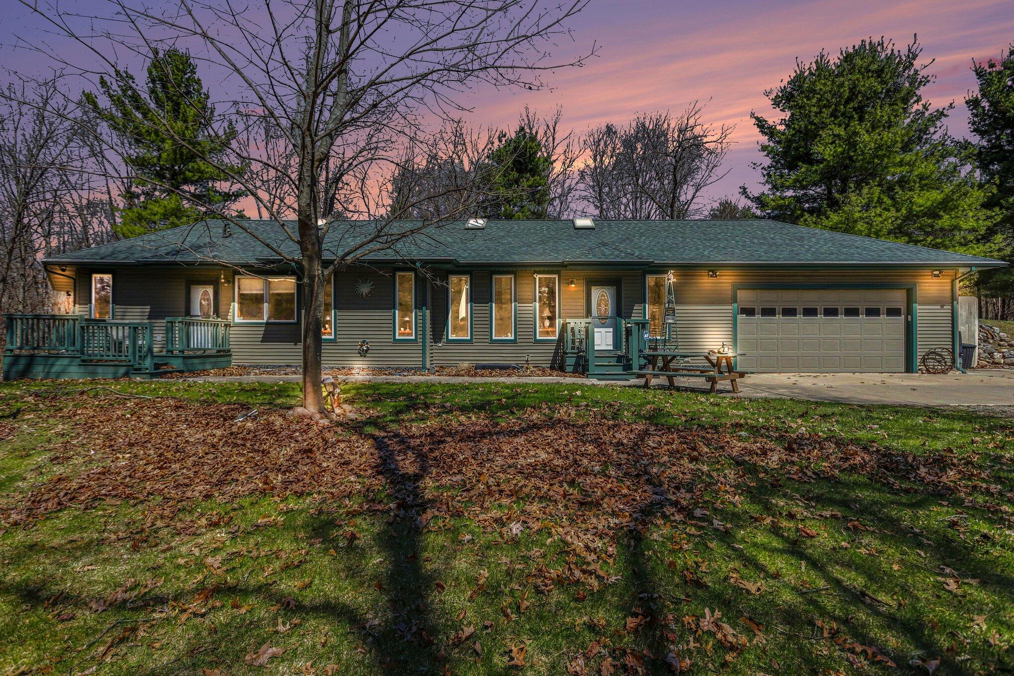 8362 E River Road