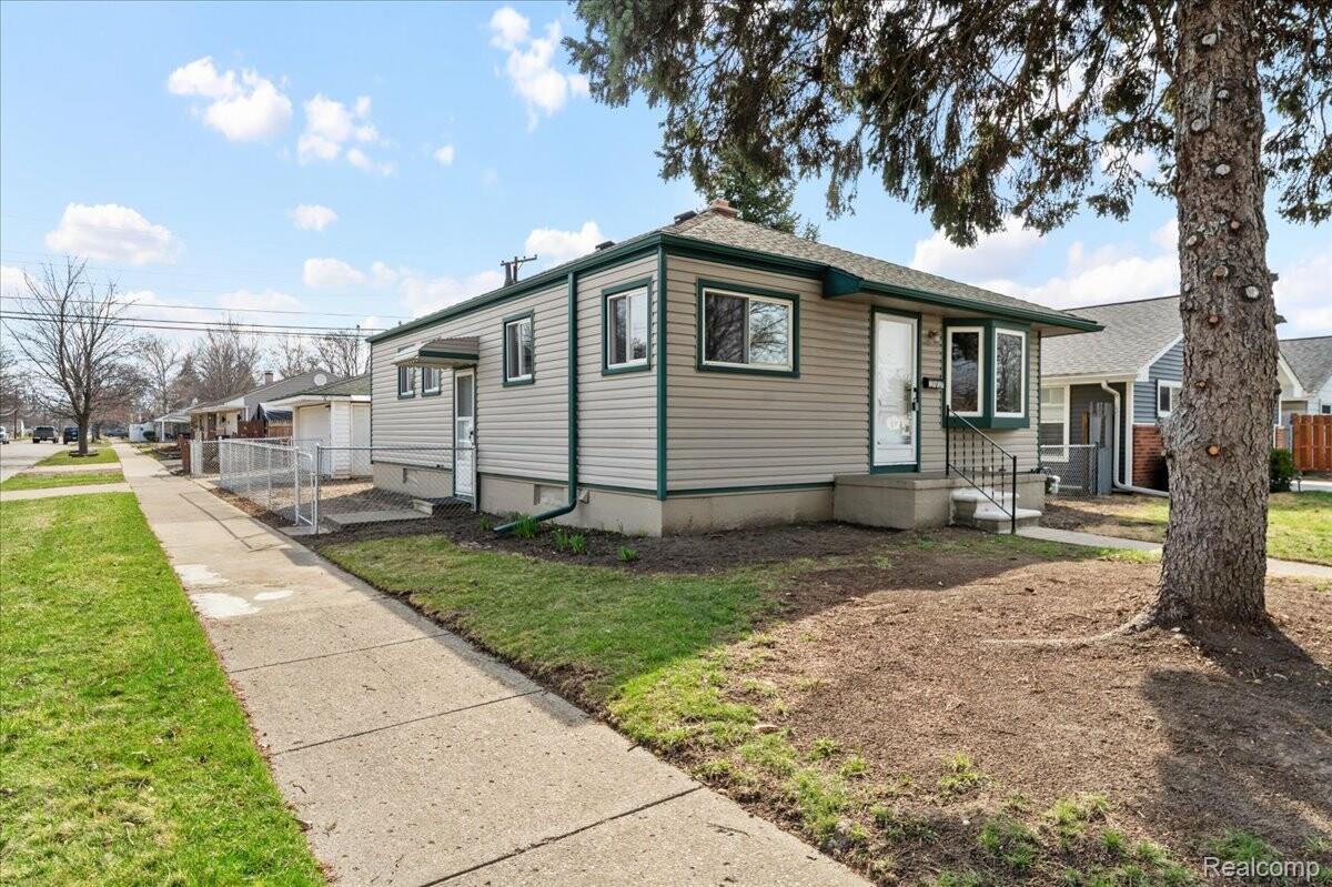 7807 Monroe Boulevard