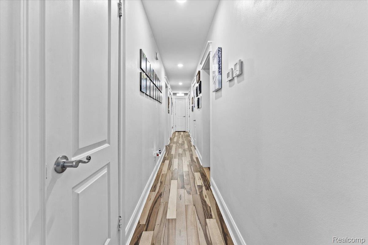 28336 Sheeks Boulevard N