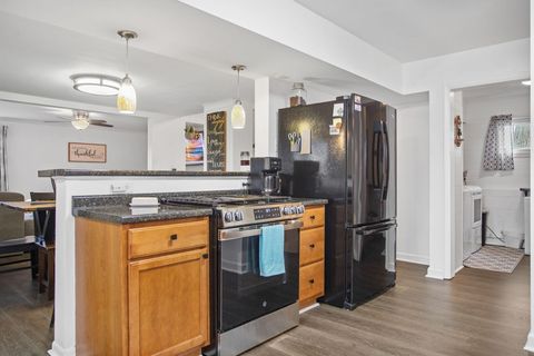 Tiny photo for 723 Arbor Court, South Haven City, MI 49090 (MLS # 69026009579)