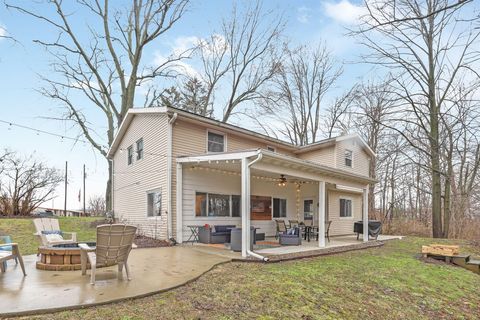 Tiny photo for 723 Arbor Court, South Haven City, MI 49090 (MLS # 69026009579)