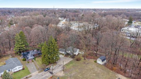 Tiny photo for 723 Arbor Court, South Haven City, MI 49090 (MLS # 69026009579)