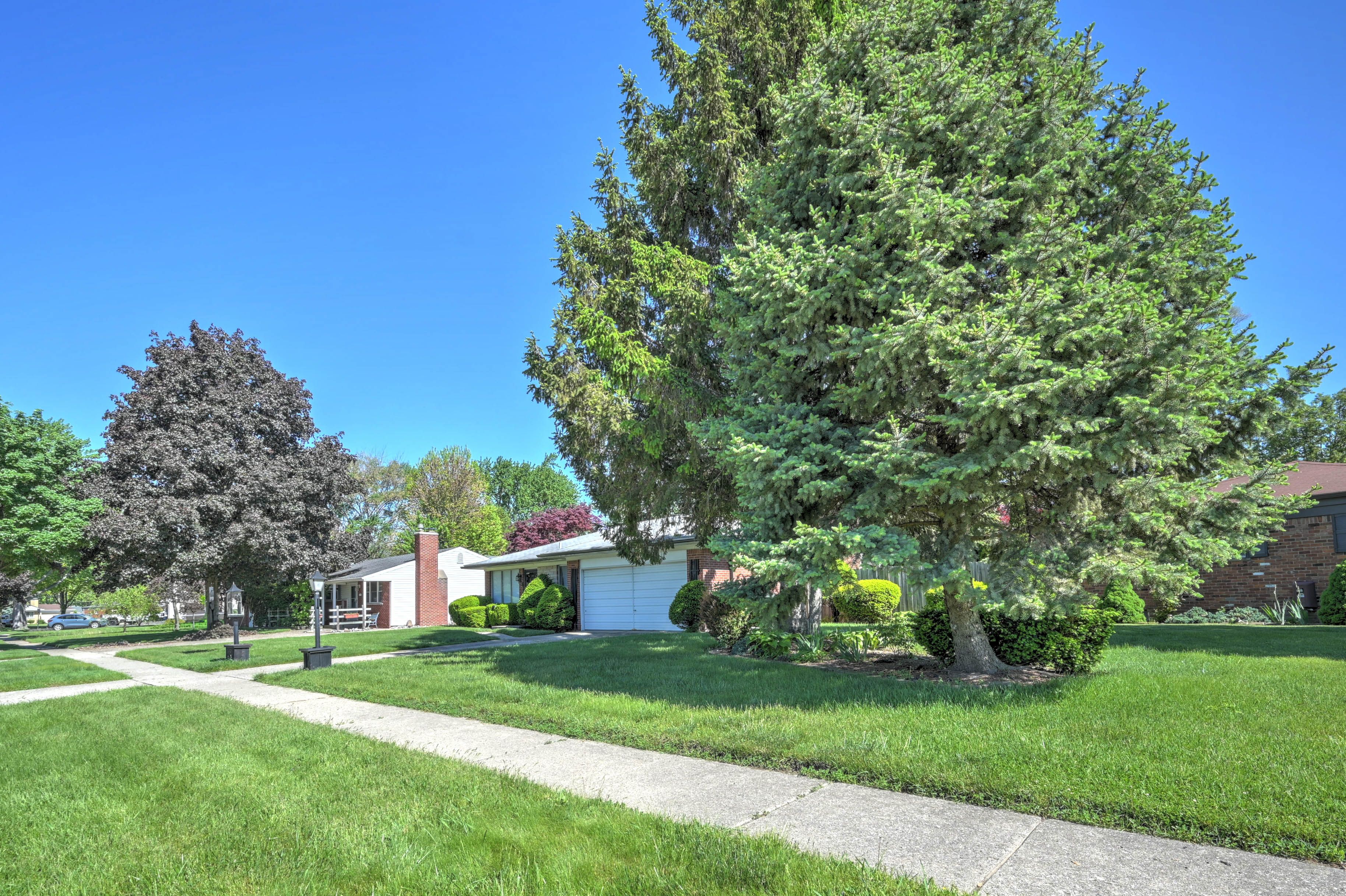 11837 METEOR Drive