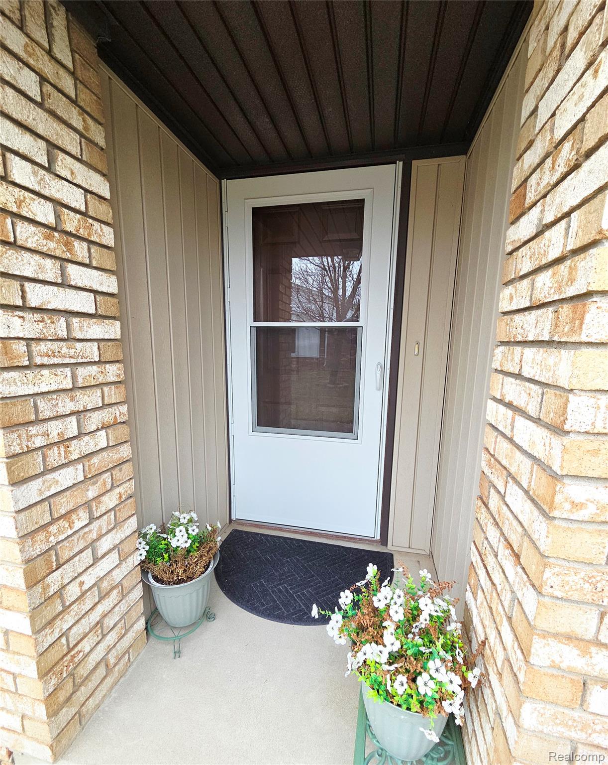 11700 Amber Le Drive