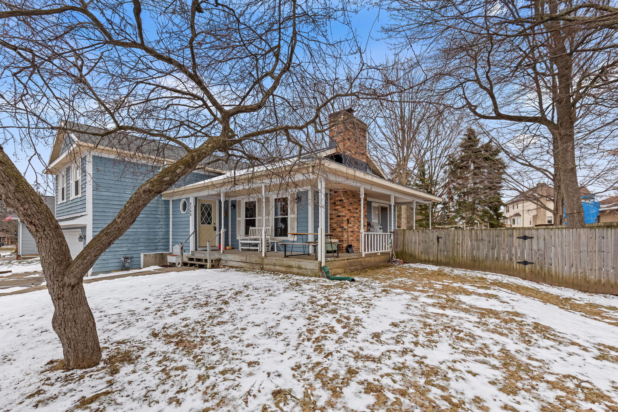 6560 Crownpointe Drive SW