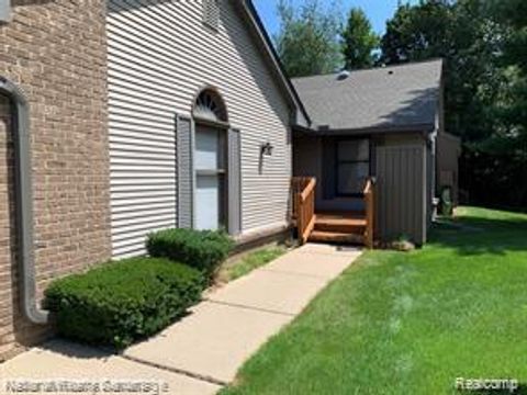 14112 Meadow Hill Lane Plymouth Charter Township MI 48170