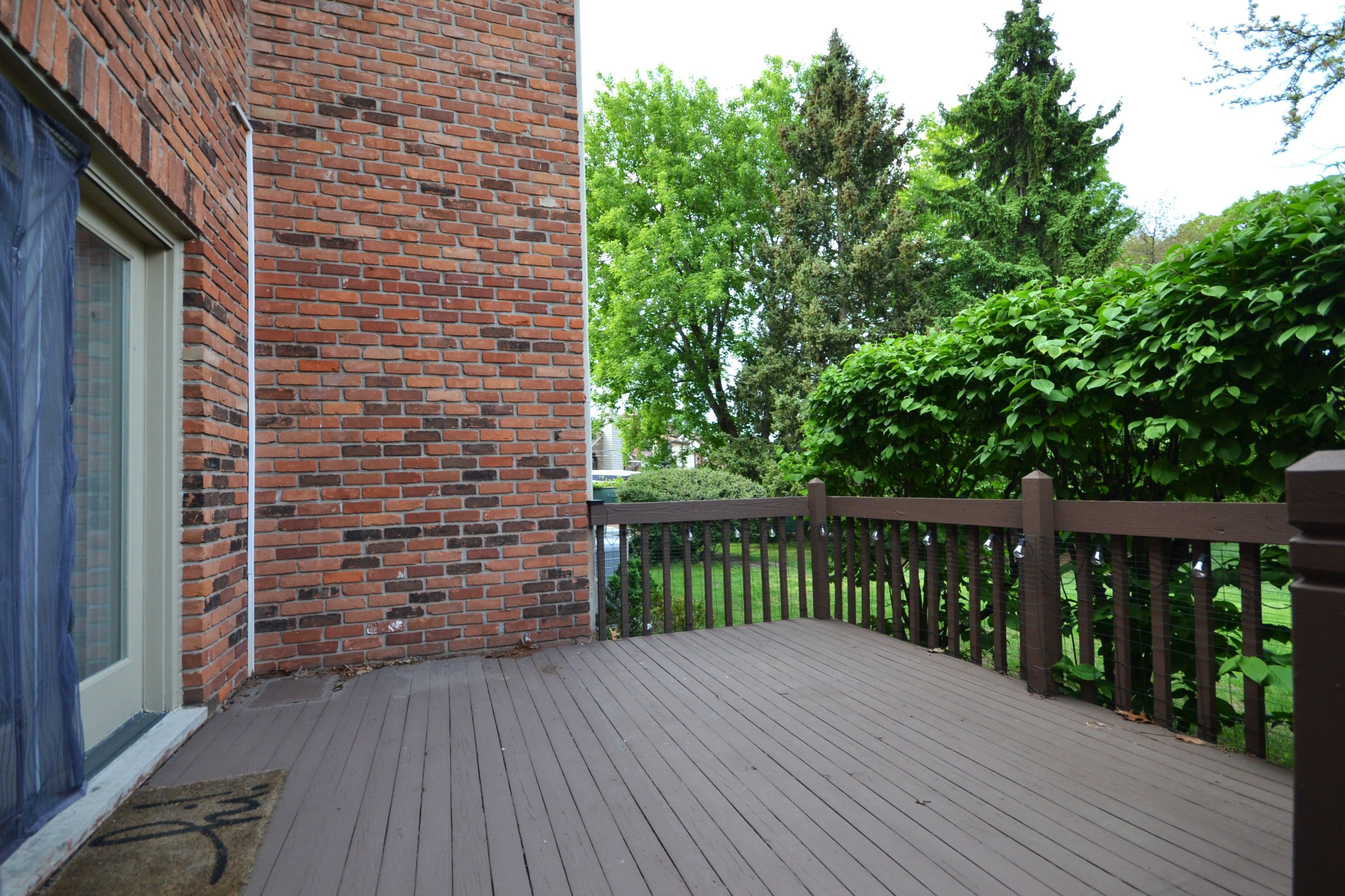 Dearborn City, Michigan 48124, United States, 2 Bedrooms Bedrooms, ,3 BathroomsBathrooms,Residential,Pending,131924