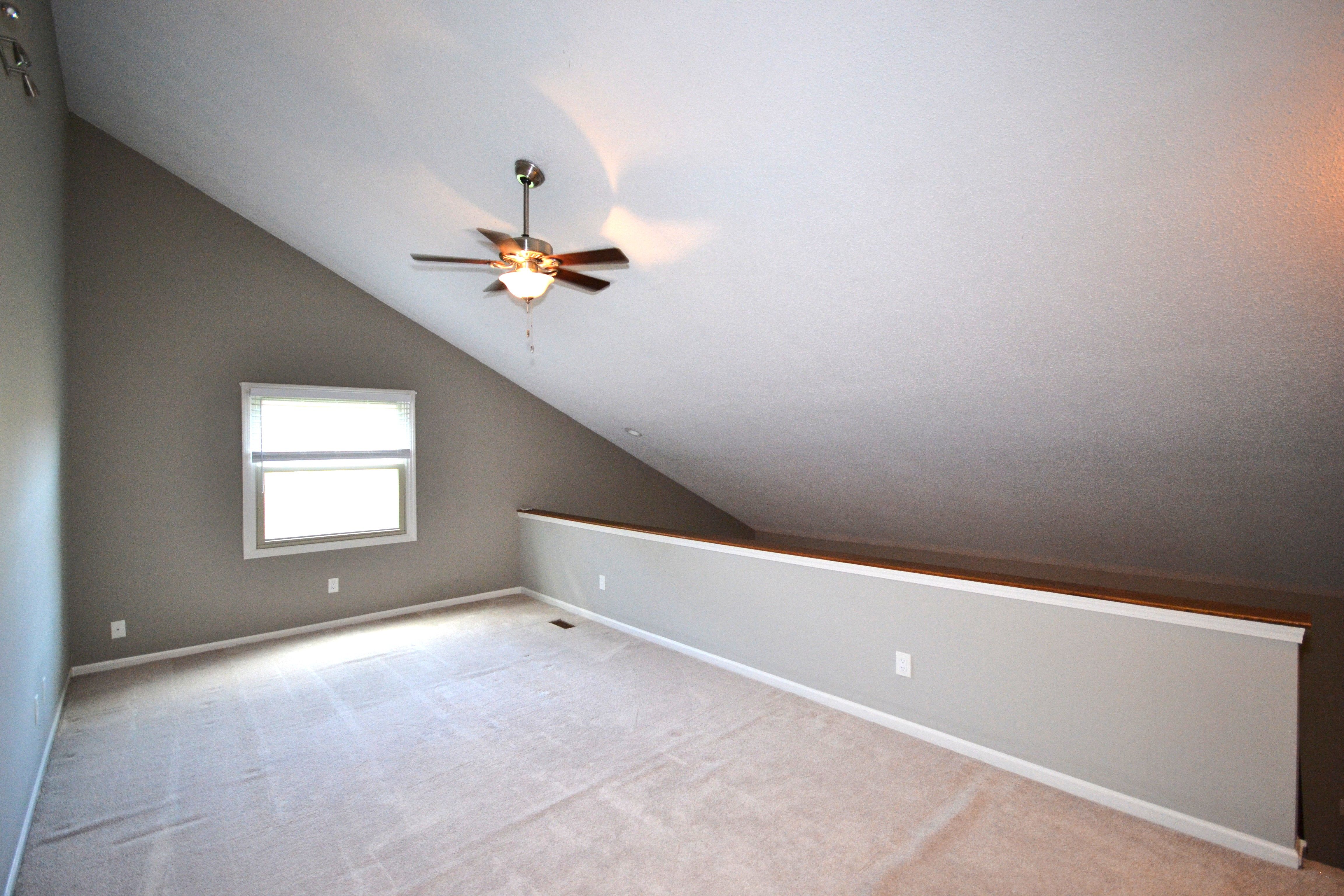 Dearborn City, Michigan 48124, United States, 2 Bedrooms Bedrooms, ,3 BathroomsBathrooms,Residential,Pending,131924