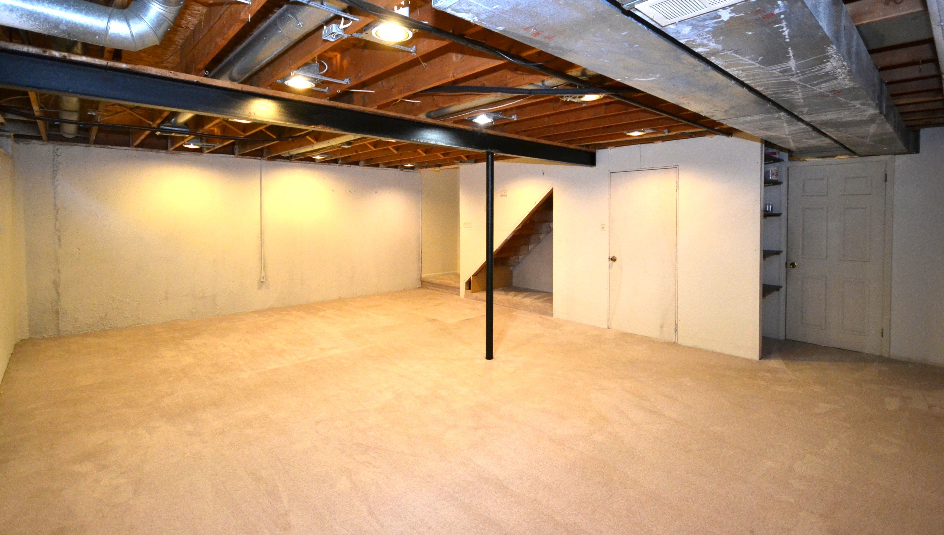 Dearborn City, Michigan 48124, United States, 2 Bedrooms Bedrooms, ,3 BathroomsBathrooms,Residential,Pending,131924