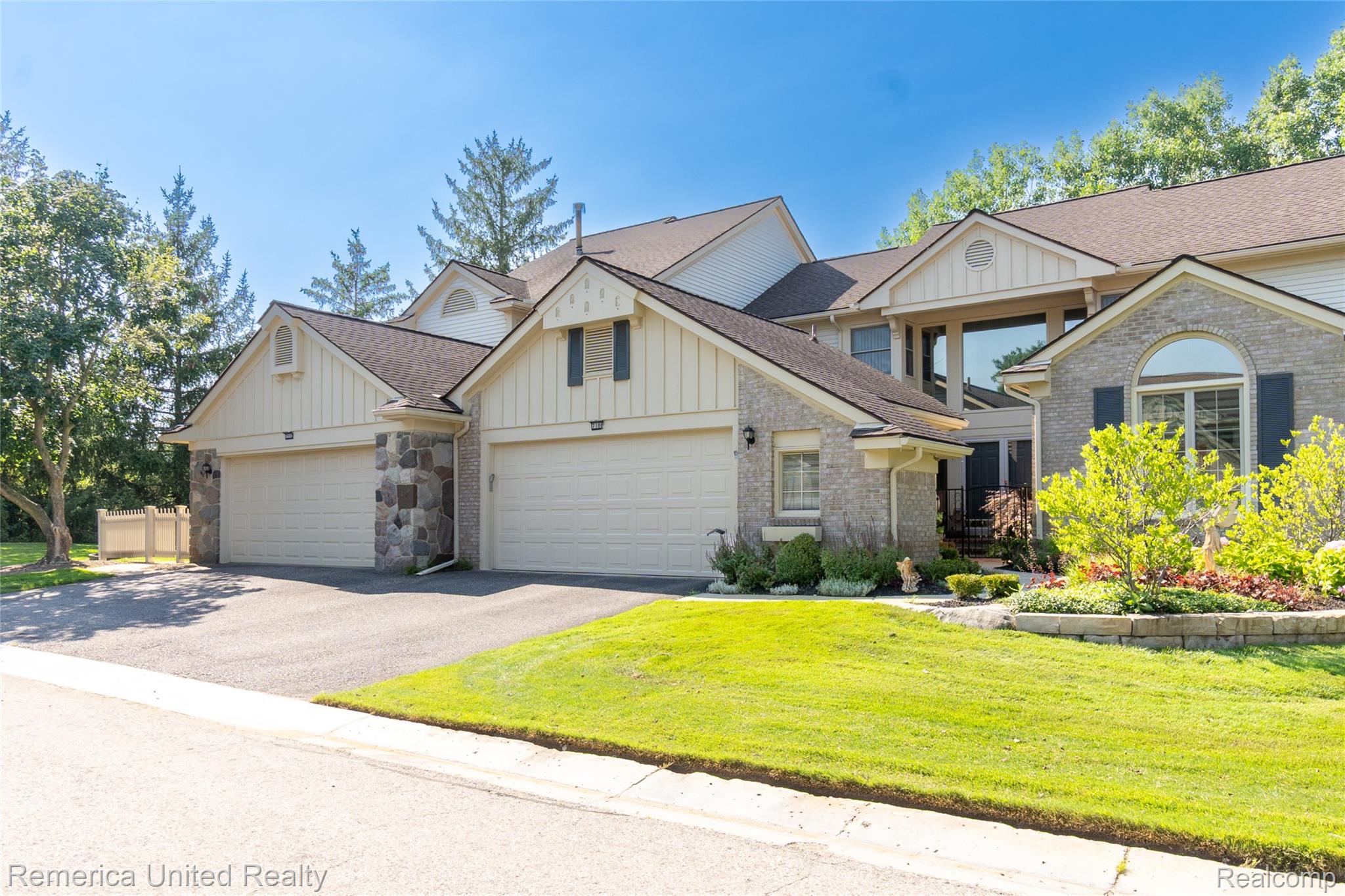7112 Winding Brook Court 30