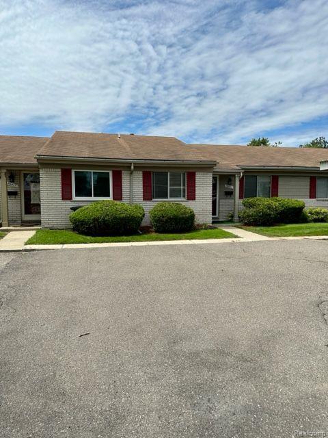 26421 FRANKLIN POINTE Drive