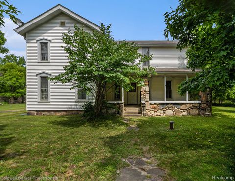 2050 Tooley Road Howell City MI 48855
