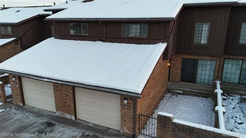 26644 Summerdale Drive Southfield City MI 48033