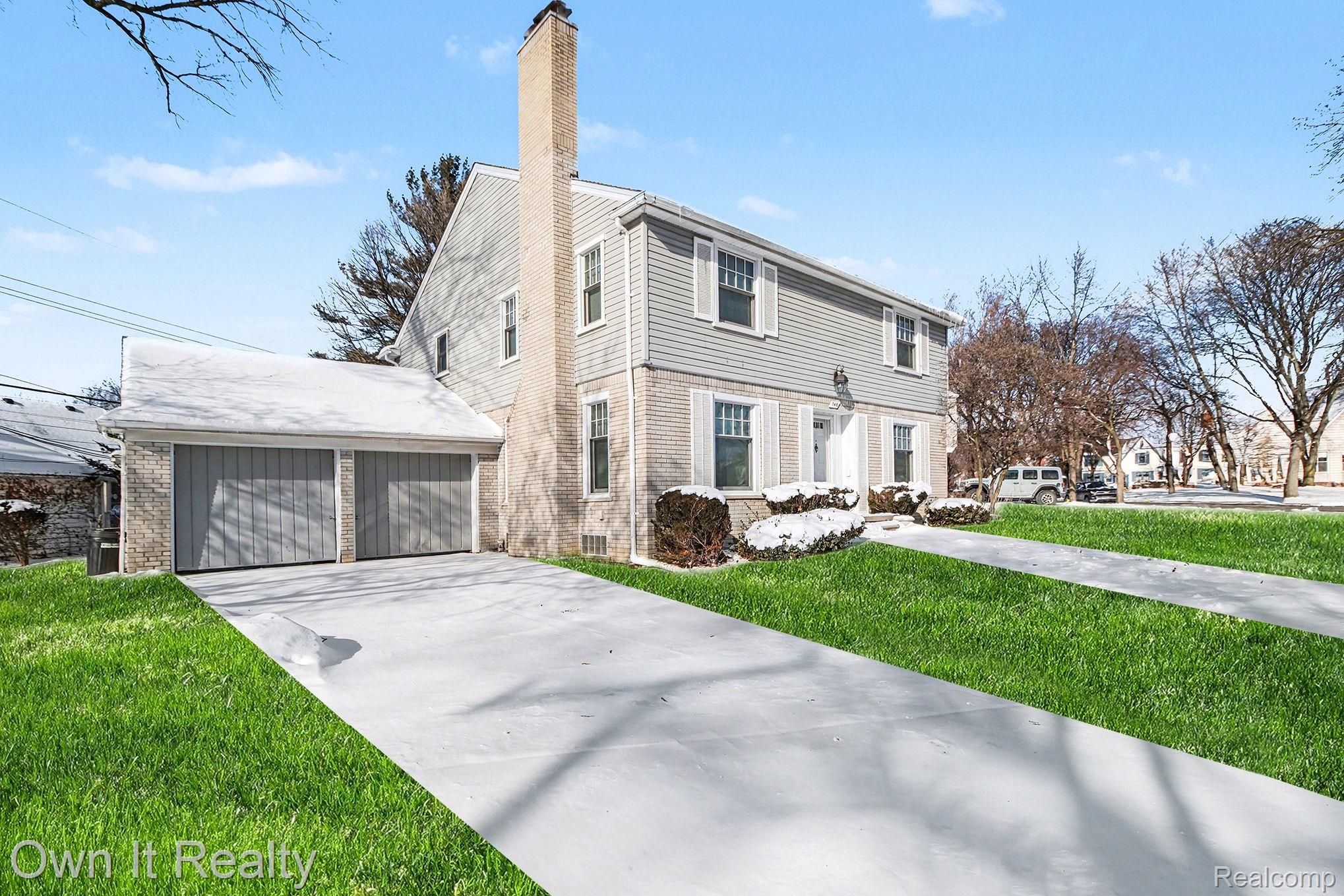 746 S Highland Street