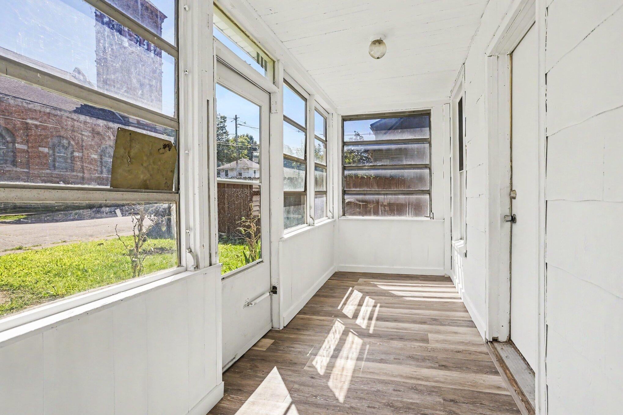 308 N 6th Street