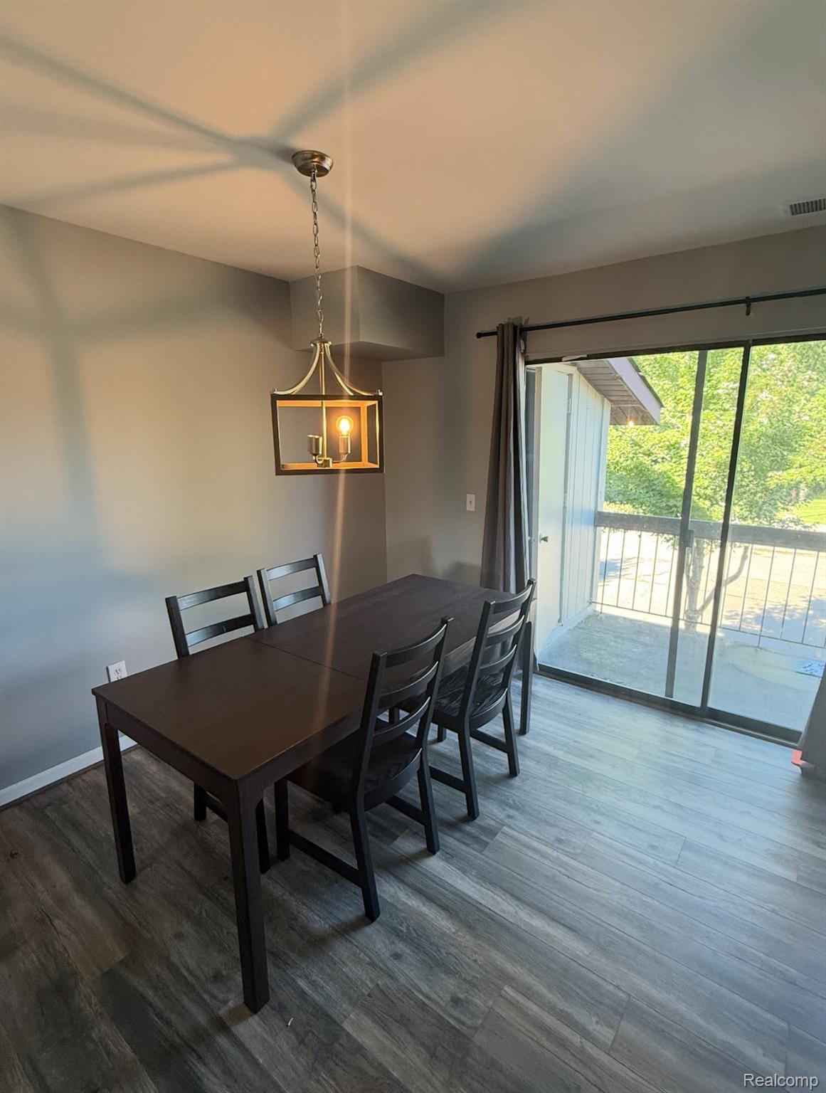 33825 Pondview Circle