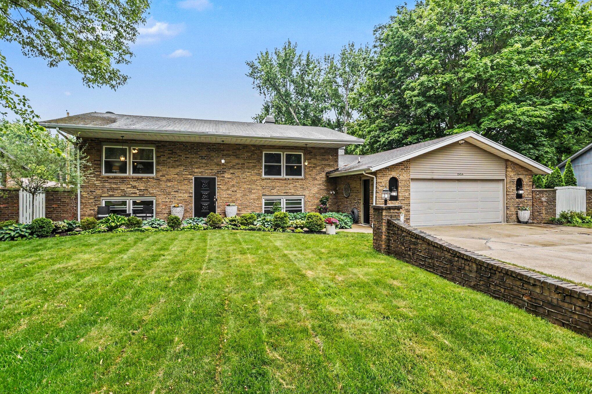 1556 Jasmine Road