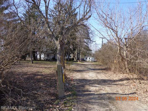 1285 N OLD US 23 Hartland Township MI 48843