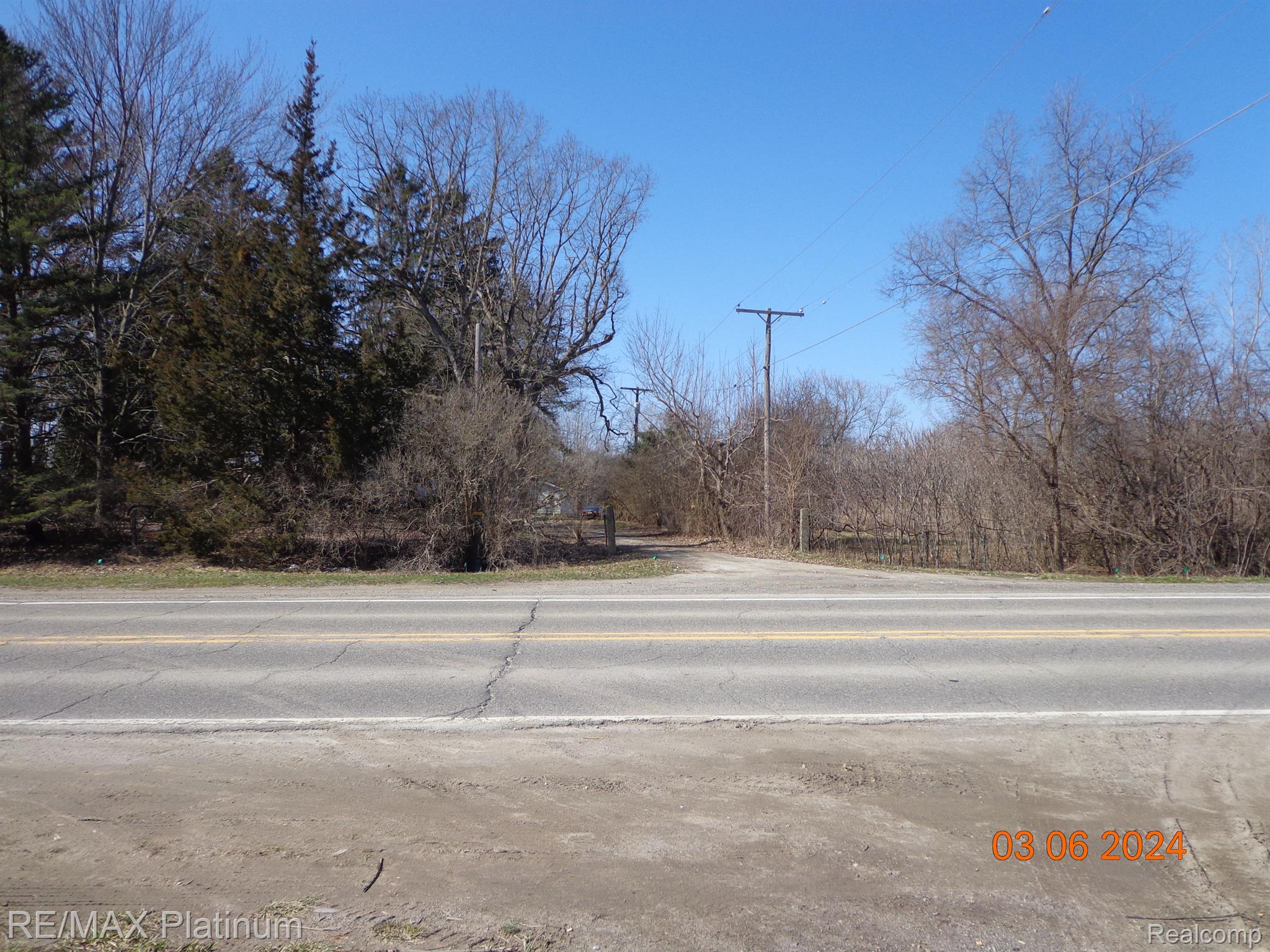 1285 N OLD US 23