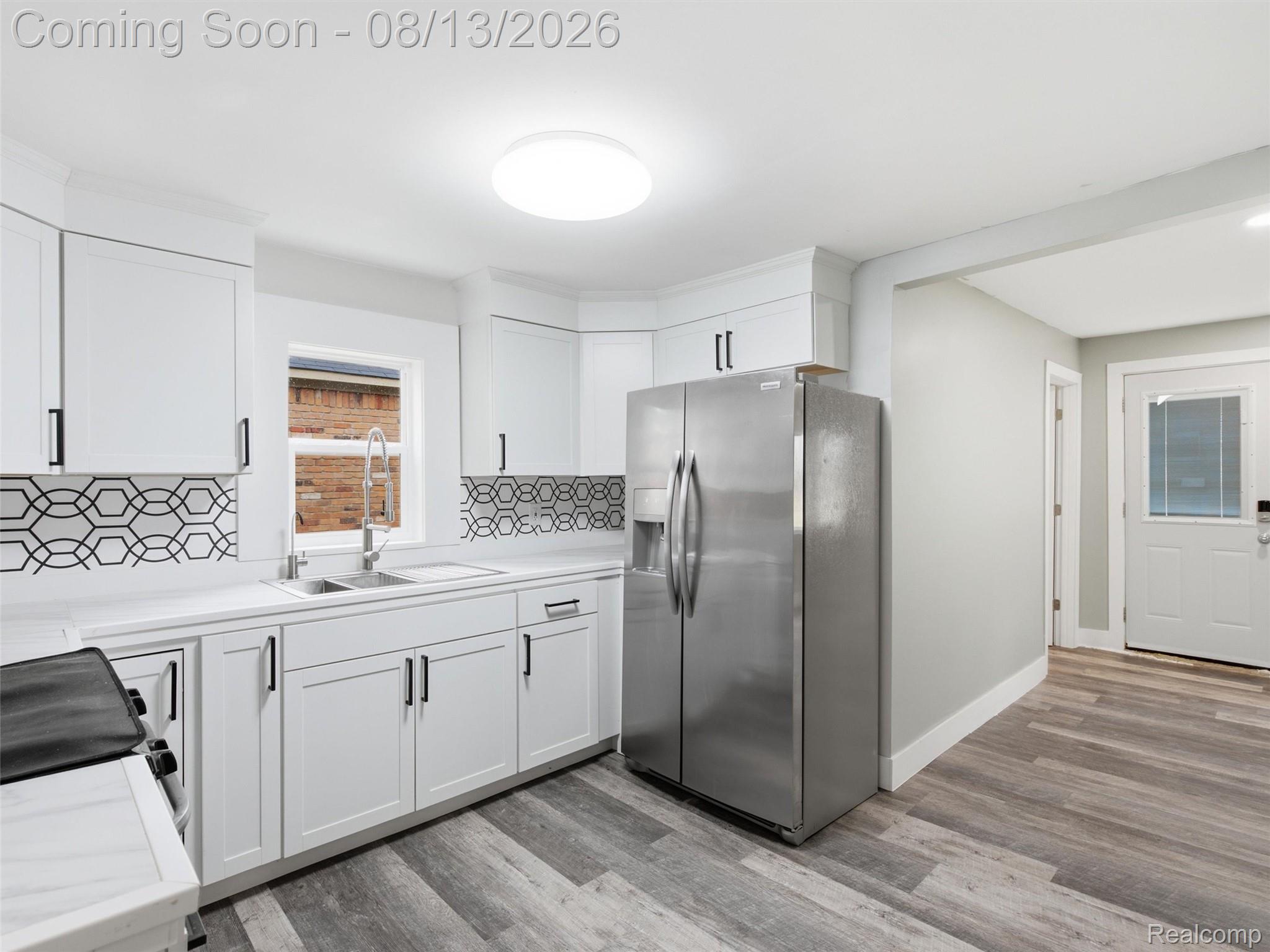 1039 Ennest Boulevard